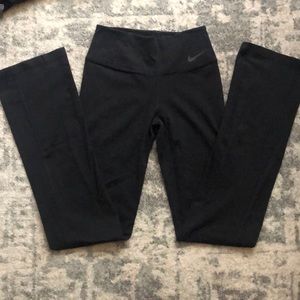 Nike Dri-Fit size small full length legging pant